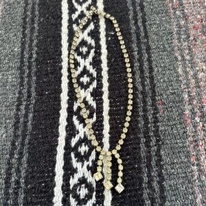 VINTAGE SILVER RHINESTONE DANGLE NECKLACE